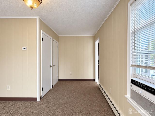 1842 W 5th Avenue, Piscataway, NJ 08854