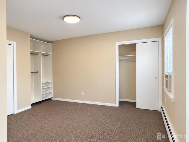 1842 W 5th Avenue, Piscataway, NJ 08854