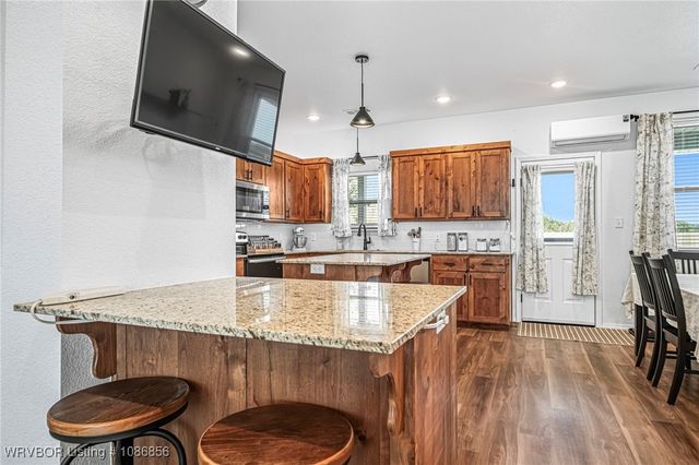 118 Countryside Way, Pocola, OK 74902