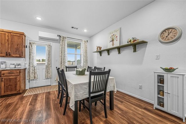 118 Countryside Way, Pocola, OK 74902