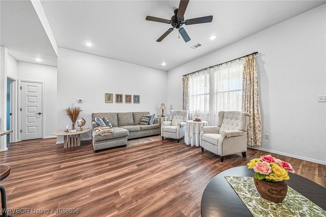 118 Countryside Way, Pocola, OK 74902