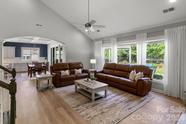 5487 Sapwood Court, Denver, NC 28037