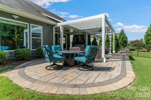 5487 Sapwood Court, Denver, NC 28037