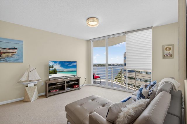 1551 N Flagler 1217 Drive 1217, West Palm Beach, FL 33401