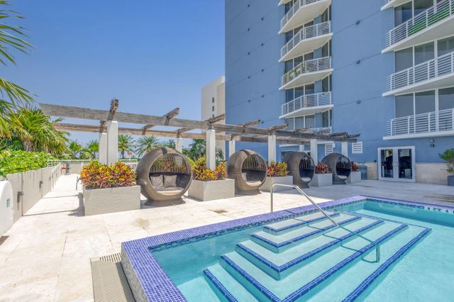 1551 N Flagler 1217 Drive 1217, West Palm Beach, FL 33401