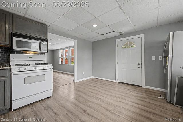 24915 Saint Paul Boulevard, Harrison Twp, MI 48045