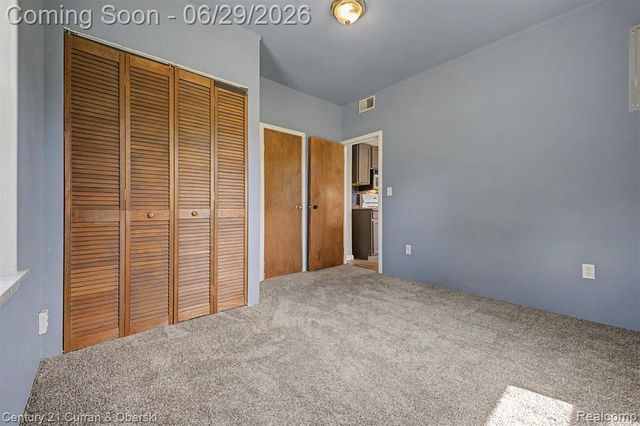 24915 Saint Paul Boulevard, Harrison Twp, MI 48045