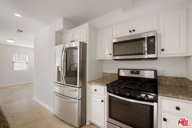 4128 W 122nd Street, Hawthorne, CA 90250