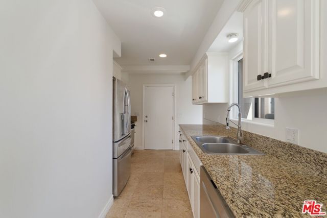 4128 W 122nd Street, Hawthorne, CA 90250