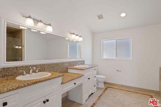 4128 W 122nd Street, Hawthorne, CA 90250