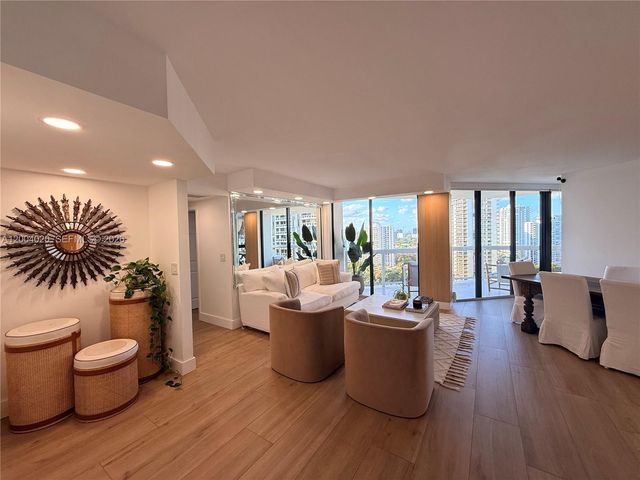 20185 E Country Club Dr 1907, Aventura, FL 33180