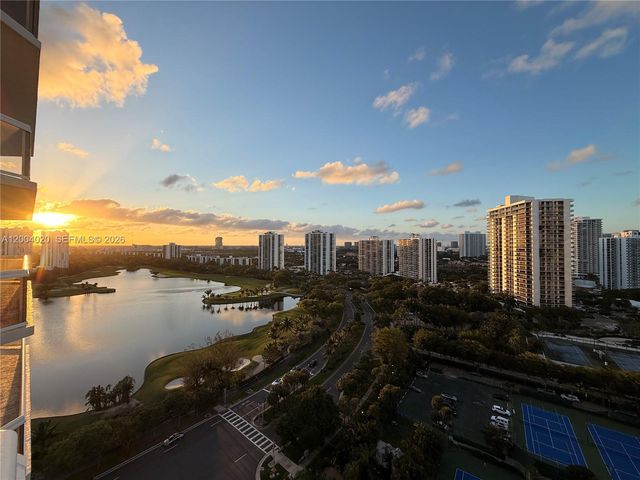 20185 E Country Club Dr 1907, Aventura, FL 33180