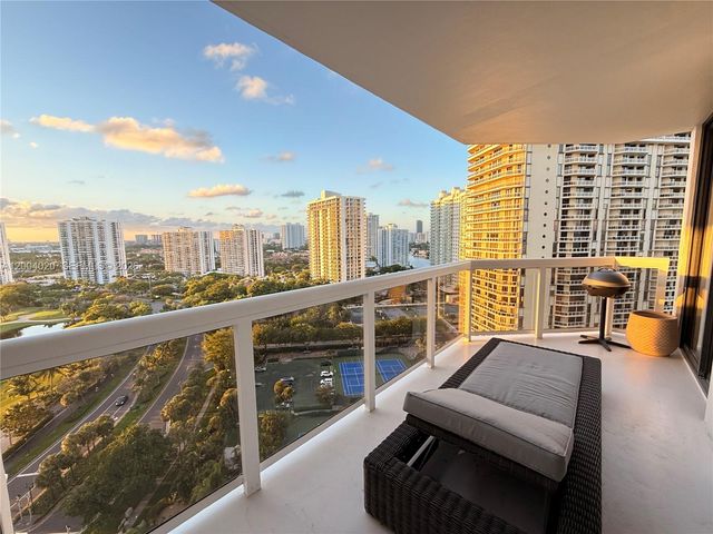 20185 E Country Club Dr 1907, Aventura, FL 33180