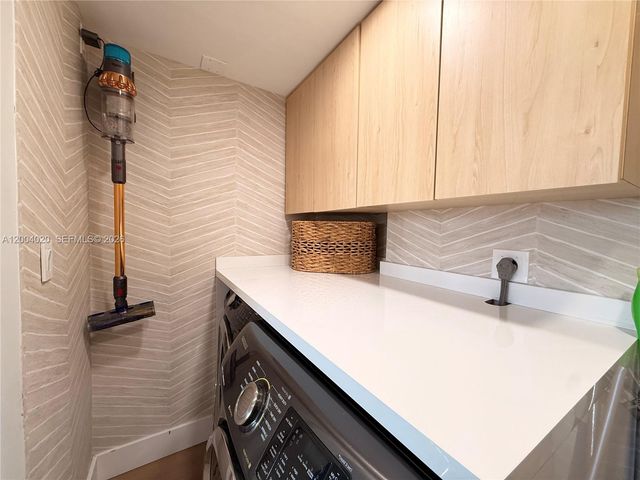 20185 E Country Club Dr 1907, Aventura, FL 33180