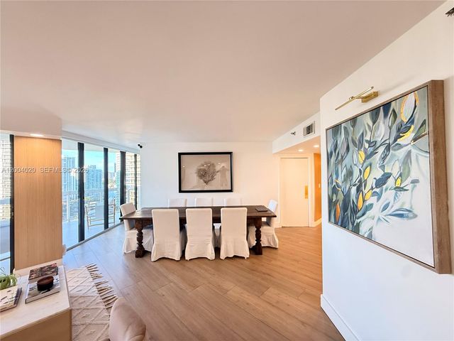 20185 E Country Club Dr 1907, Aventura, FL 33180