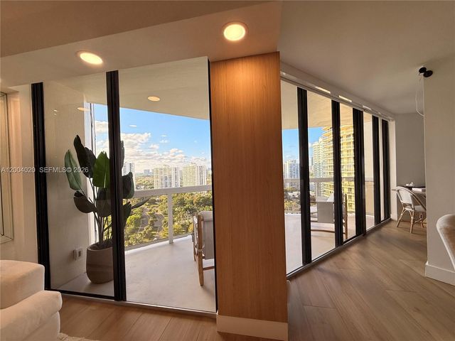 20185 E Country Club Dr 1907, Aventura, FL 33180