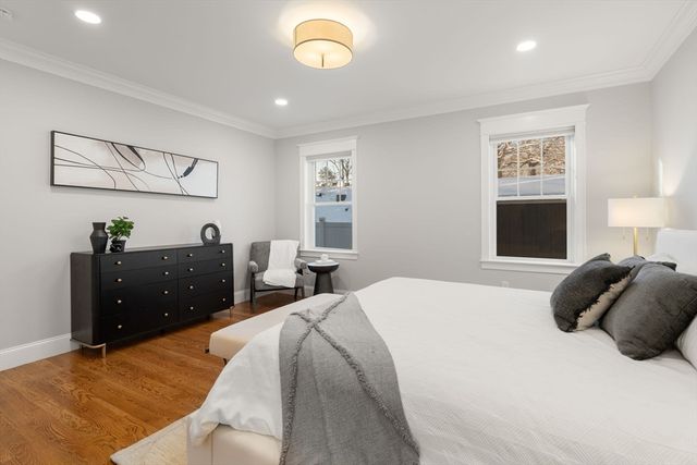 36 Middlesex St 36, Winchester, MA 01890