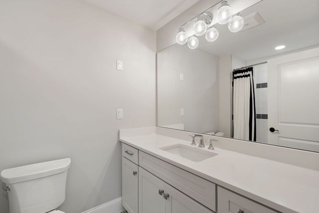 36 Middlesex St 36, Winchester, MA 01890