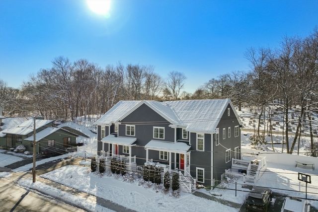 36 Middlesex St 36, Winchester, MA 01890