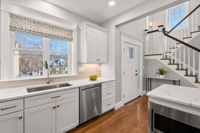 36 Middlesex St 36, Winchester, MA 01890