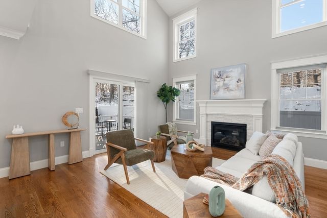 36 Middlesex St 36, Winchester, MA 01890