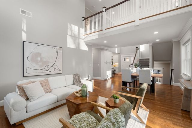 36 Middlesex St 36, Winchester, MA 01890