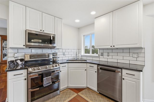 2243 Sun Valley Drive, Ann Arbor, MI 48108