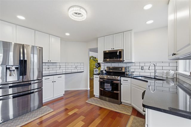 2243 Sun Valley Drive, Ann Arbor, MI 48108