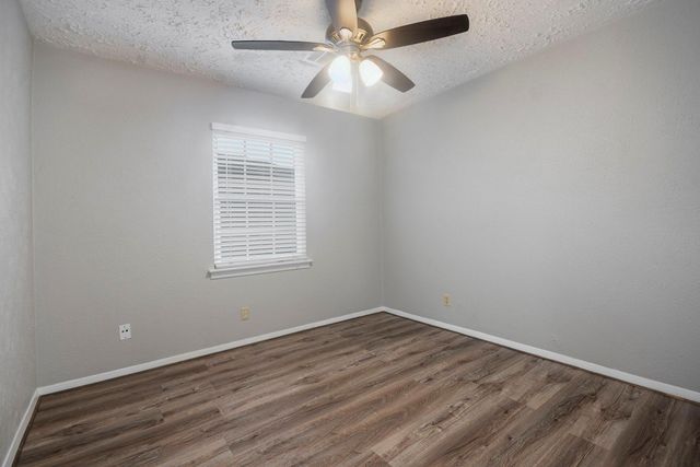 10619 Wheaton Drive, Houston, TX 77089