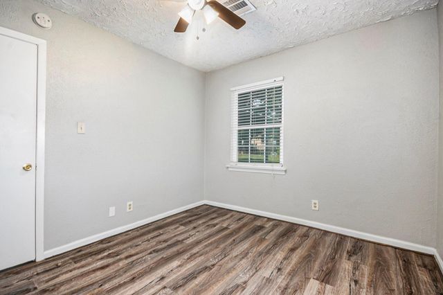 10619 Wheaton Drive, Houston, TX 77089