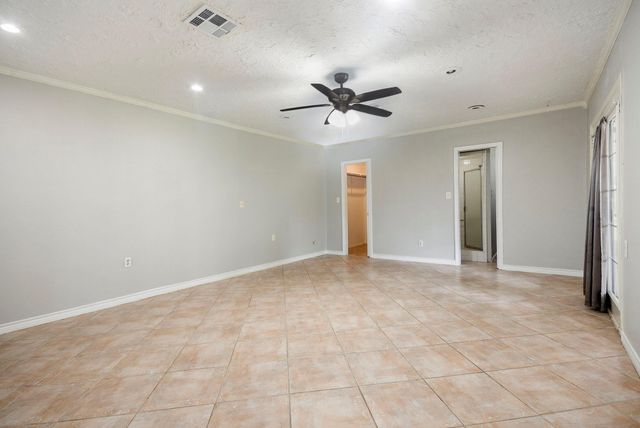 10619 Wheaton Drive, Houston, TX 77089