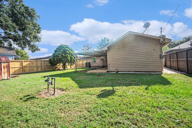 10619 Wheaton Drive, Houston, TX 77089