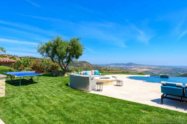 7967 Camino Sin Puente, Rancho Santa Fe, CA 92067