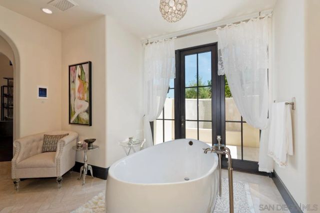 7967 Camino Sin Puente, Rancho Santa Fe, CA 92067