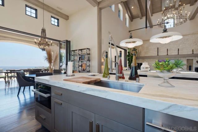 7967 Camino Sin Puente, Rancho Santa Fe, CA 92067