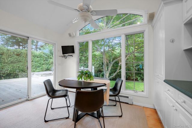 3 South Court, Port Washington, NY 11050