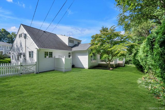 3 South Court, Port Washington, NY 11050