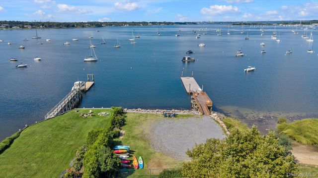 3 South Court, Port Washington, NY 11050