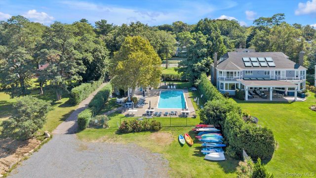 3 South Court, Port Washington, NY 11050