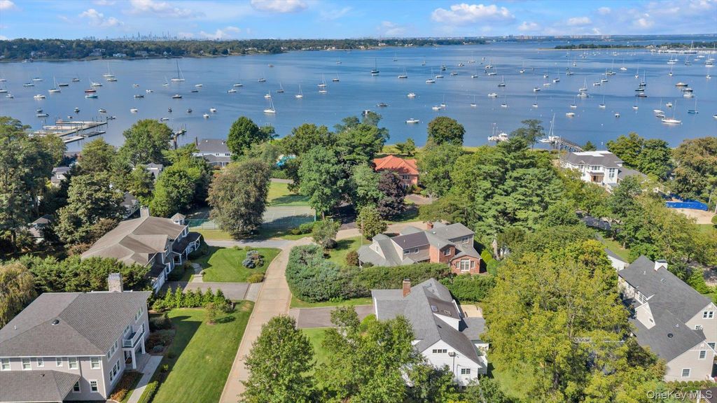 3 South Court, Port Washington, NY 11050 — photo 3