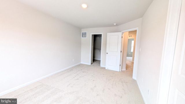 1337 CEDAR VALLEY RD, Ranson, WV 25438