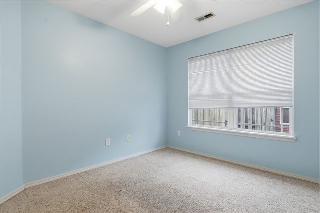 801 Walker Street, Centerton, AR 72719