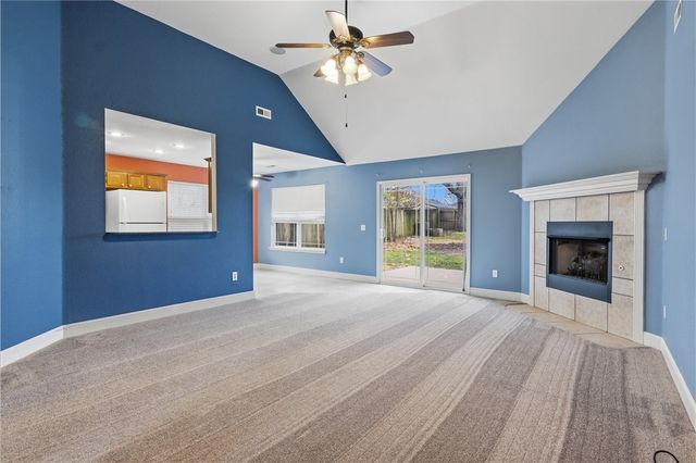 801 Walker Street, Centerton, AR 72719