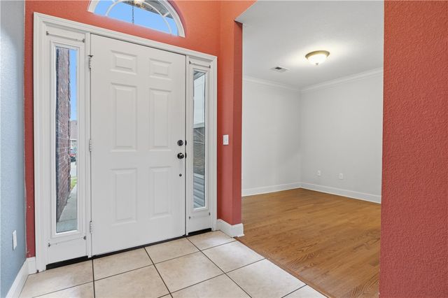 801 Walker Street, Centerton, AR 72719