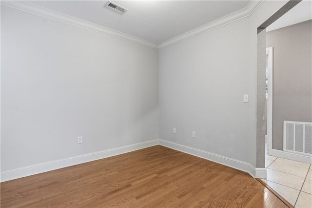 801 Walker Street, Centerton, AR 72719