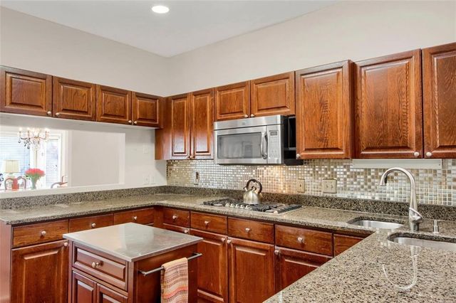 5364 BROOKE RIDGE Drive, Dunwoody, GA 30338