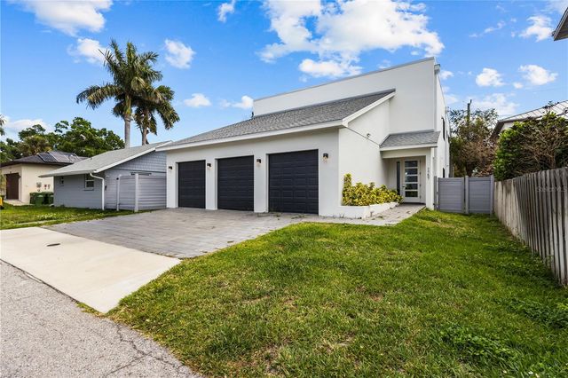 1755 7TH STREET, Sarasota, FL 34236