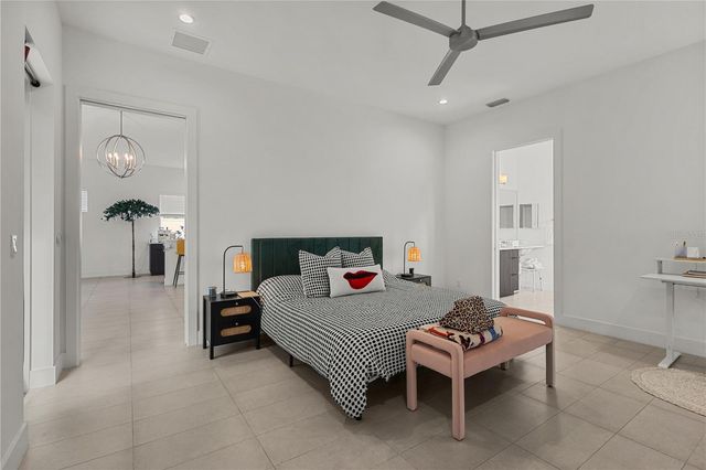 1755 7TH STREET, Sarasota, FL 34236