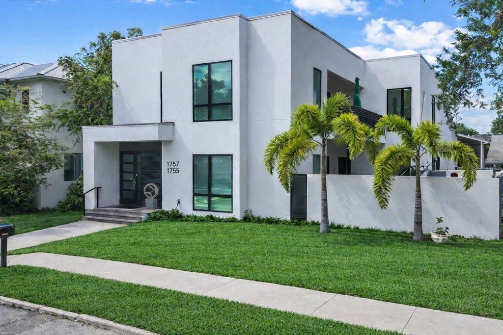 1755 7TH STREET, Sarasota, FL 34236