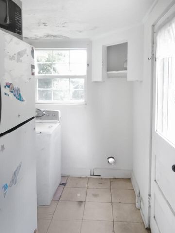 1227 12th St, Lake Charles, LA 70601